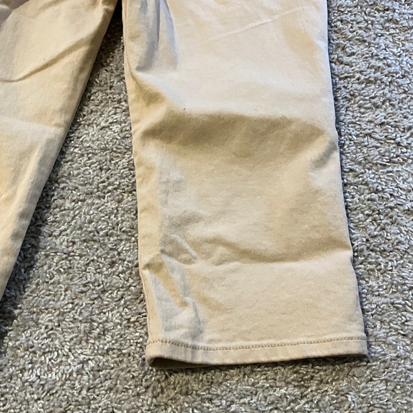 Lee Women's Cropped Beige Jeans - Picture 13 of 14